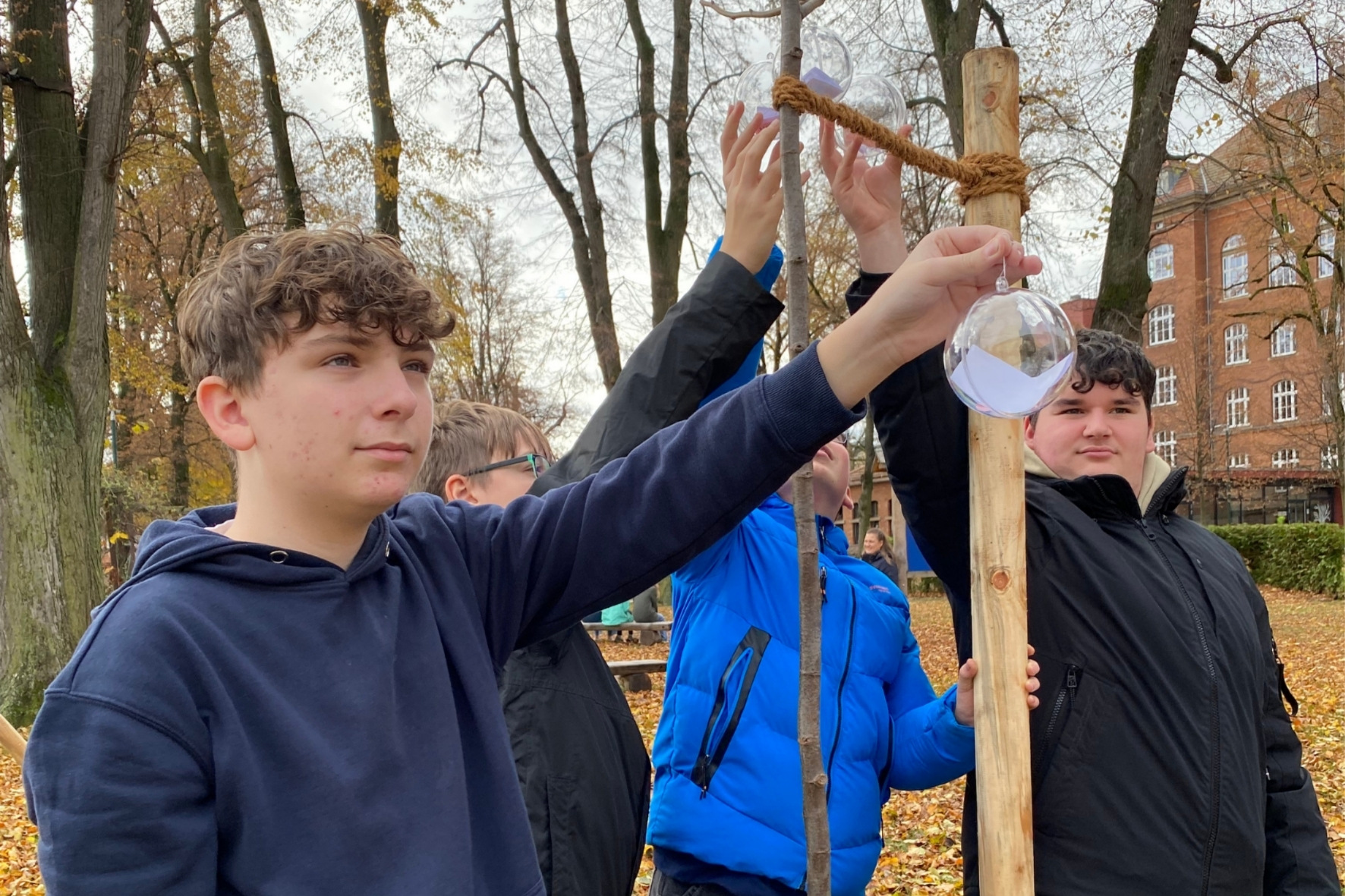 wunschbaume_arbeitswelt_agenturfuerarbeit_praxisberater_hartha_asg_suedsachsen4